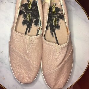 Toms pink/beige platforms